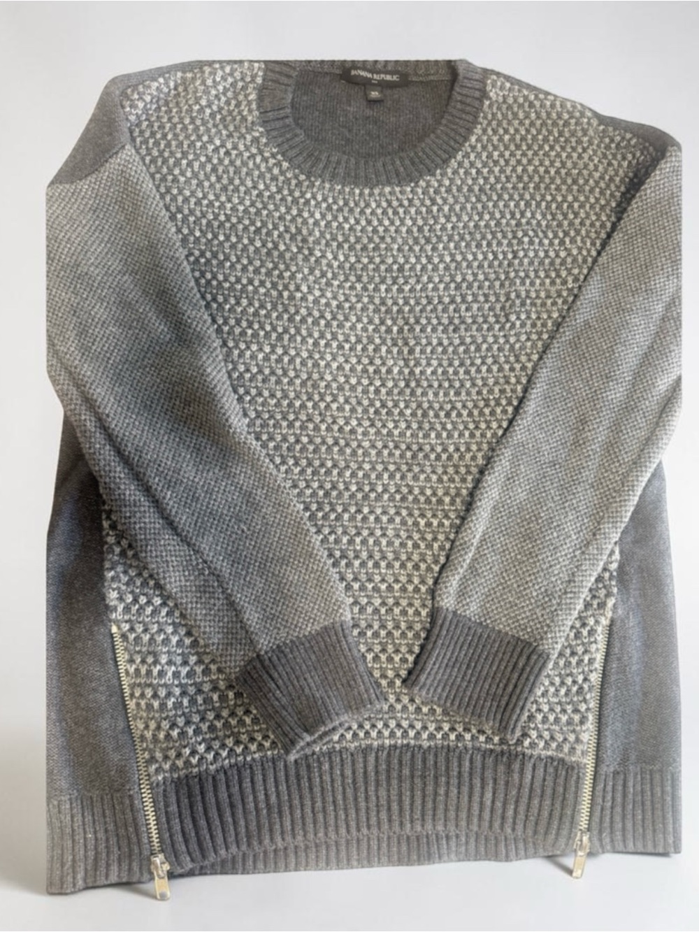 Banana Republic Women’s  Gray Textured Crewneck Sweater with Side Zips